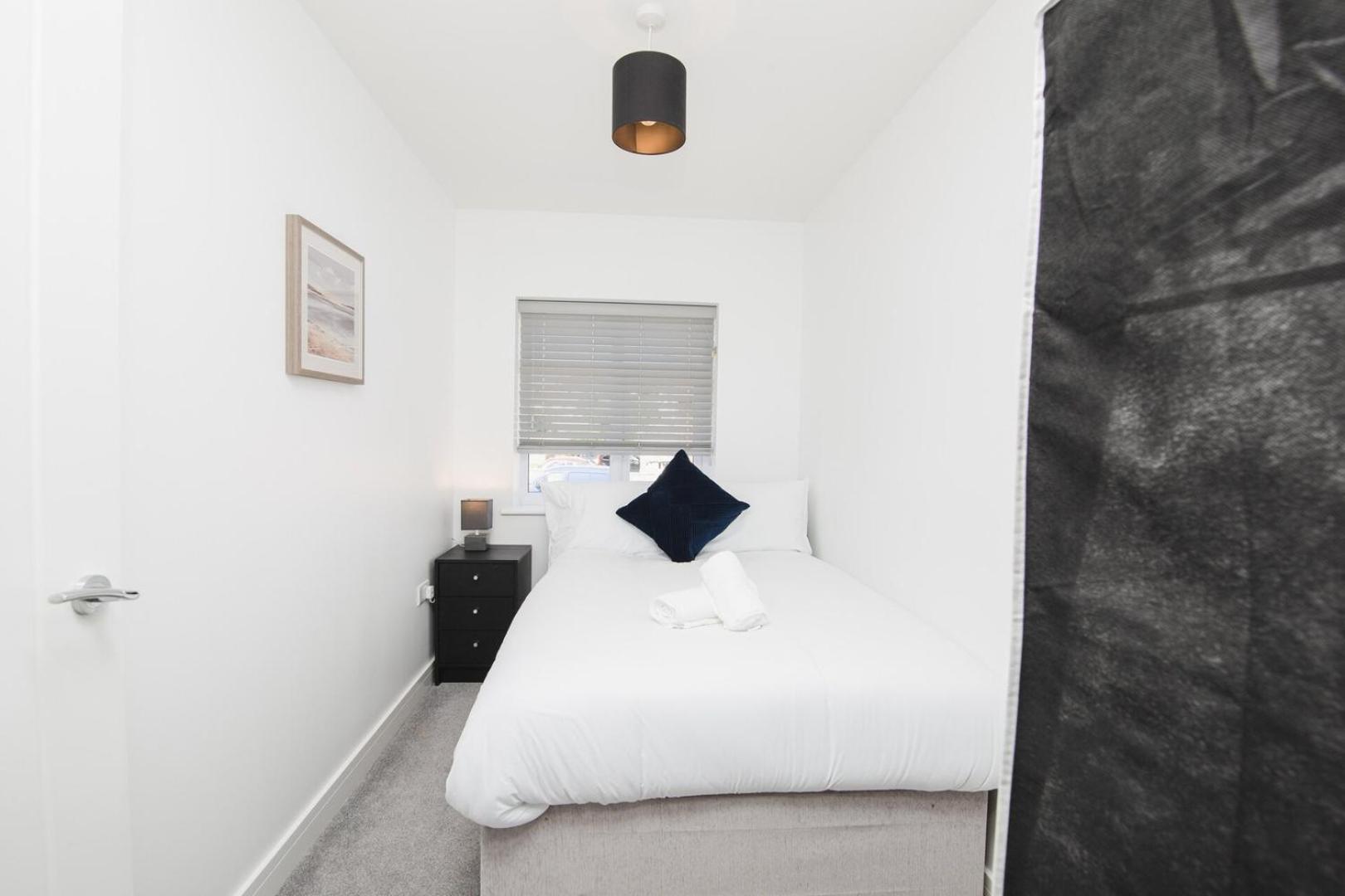 Villa New 2Bd Pontac Flat In The Heart Of Didcot Esterno foto